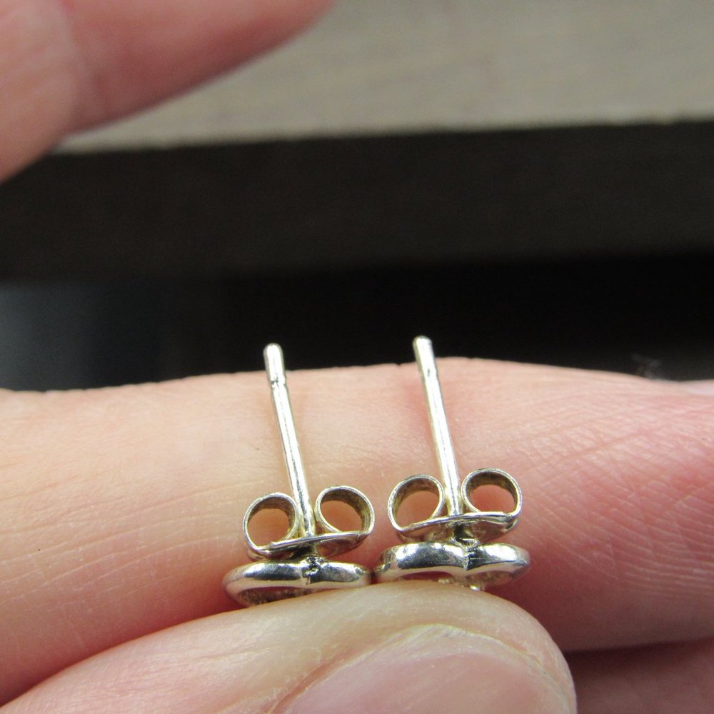 Sterling Silver Tiny Odd Heart Stud Earrings Vint… - image 3